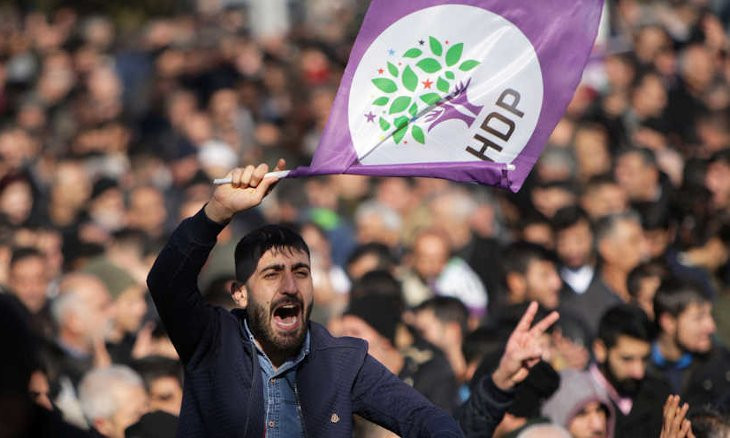 Gov't ignored millions of voters' wills via sacking 47 mayors in one year, HDP says in report on trustees
