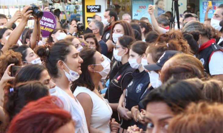 Turkish police attack women’s rally held in support of Istanbul Convention