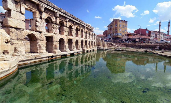 Excavation of ancient Roman bath in Yozgat stops as gov't cuts funding