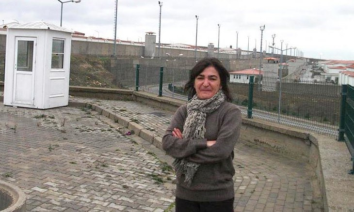Ankara court orders continued arrest of OdaTV journalist Müyesser Yıldız