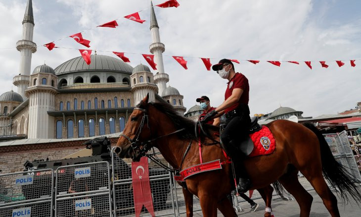 Turkish Interior Ministry refutes reports of gov't mulling re-imposing curfews