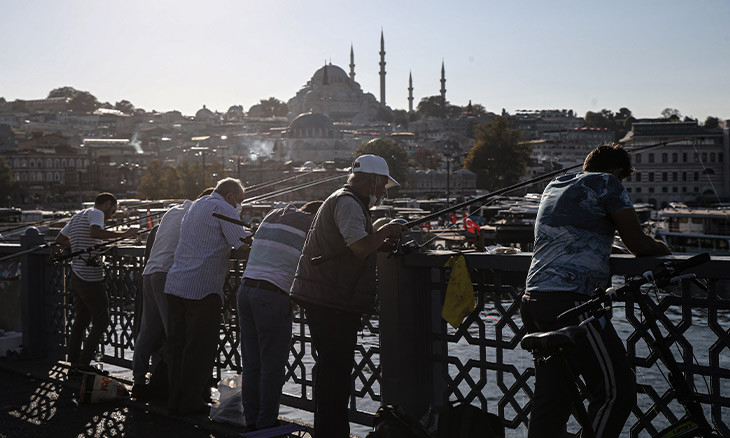 Istanbul sees 50 pct increase in COVID-19 cases in one month, minister says